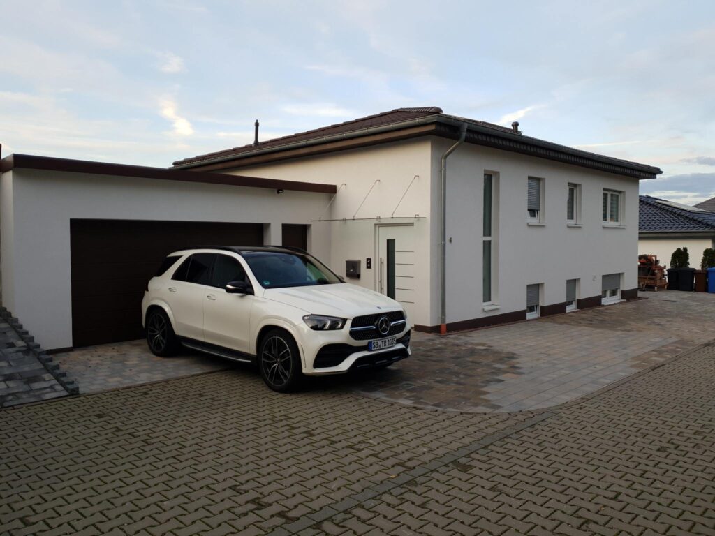 Neubau in Contwig mit Waldblick