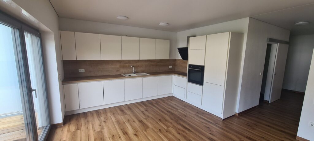 Exclusive 3 Zimmer Wohnung incl. Küche in Contwig